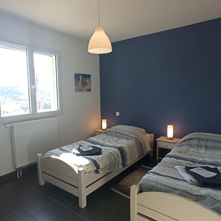 La Mirabelle 85M2 Comfort Et Tres Jolie Vue Cublac 外观 照片